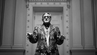 Роман Виктюк